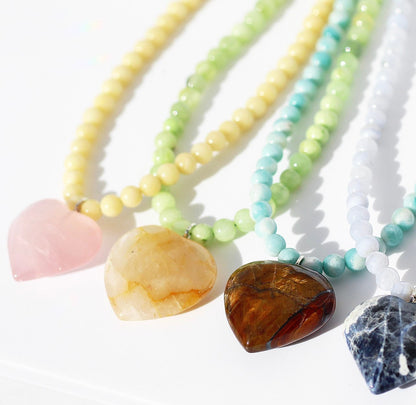 Crystal Heart Beaded Necklace, Heart Chakra Necklace, Raw Crystal Bead Necklace, Crystal  Heart Necklace, Crystal Quartz Heart