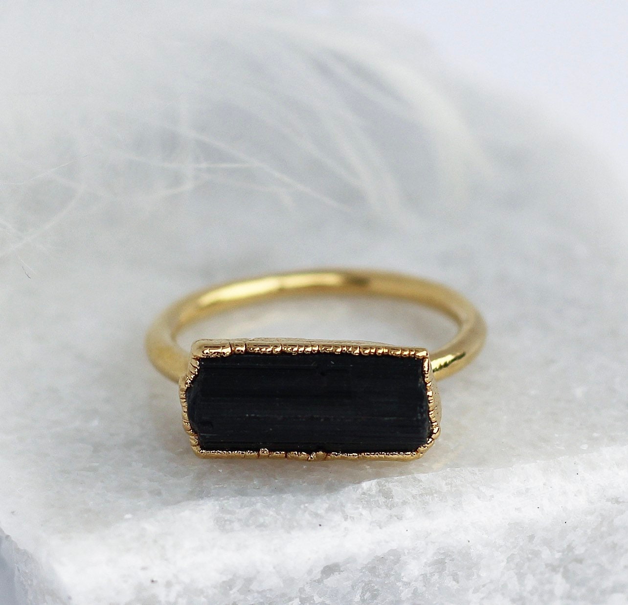 Raw Black Tourmaline Ring in Gold, Black Tourmaline Crystal Ring, Protection Stone Ring, Grounding Stone Jewelry, Raw Black Tourmaline