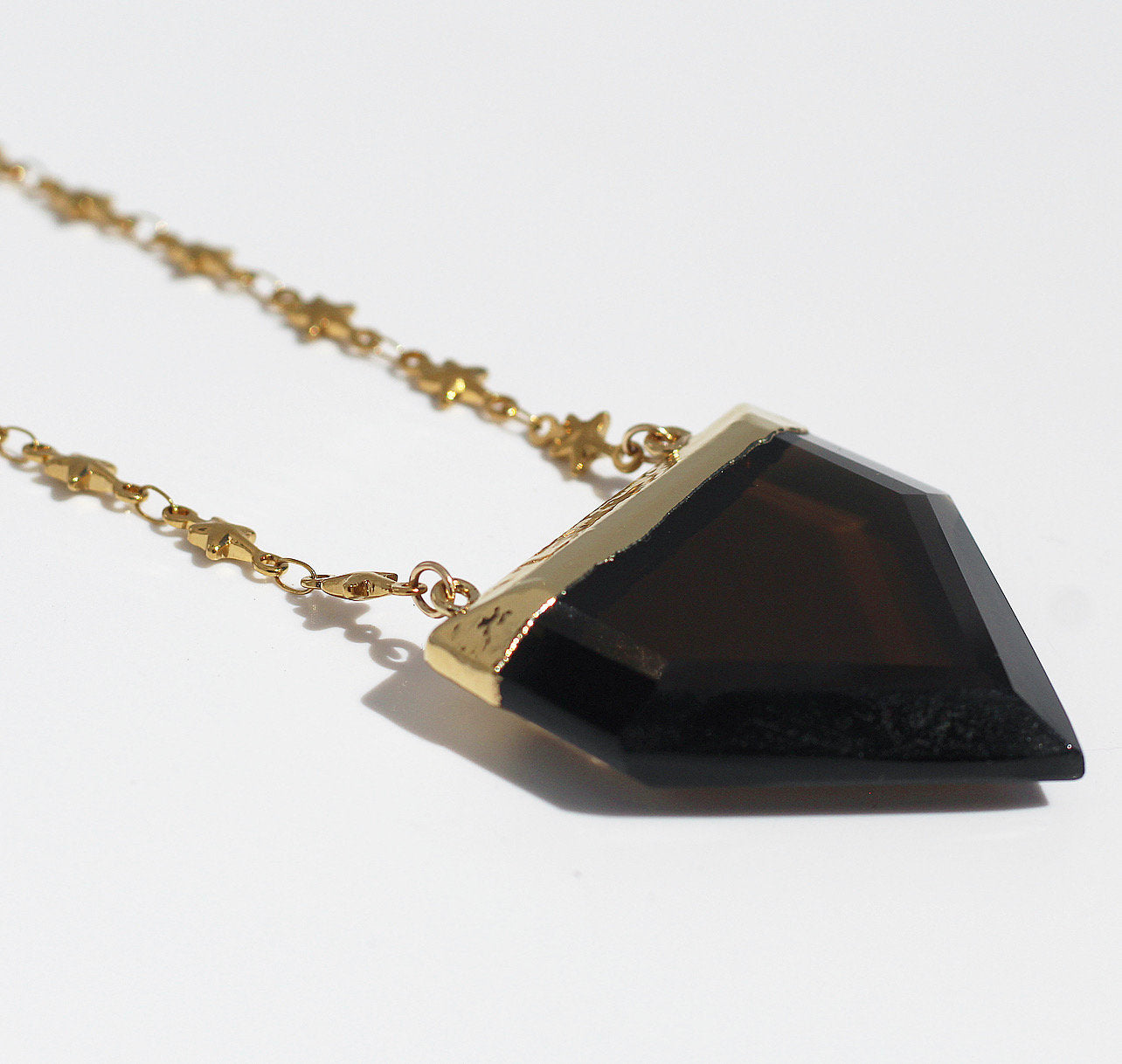 Chunky Smoky Quartz with Tiny Star Chain Necklace, Large Terminated Smoky Quartz Pendant, Smoky Quartz Shield Necklace Gold, Dark Crystal